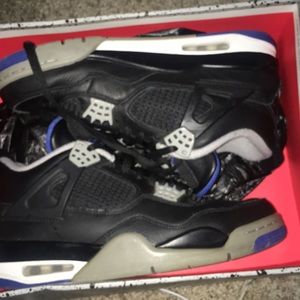 Jordan 4’s
